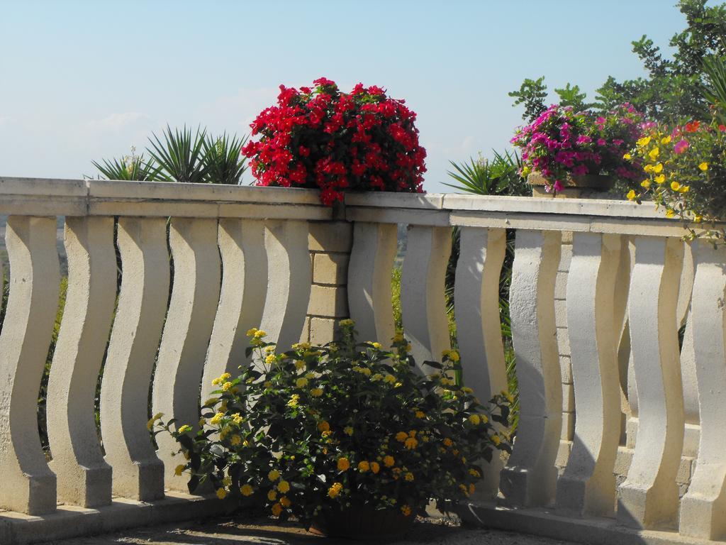 Agriturismoeloropizzuta Lido di Noto Zimmer foto